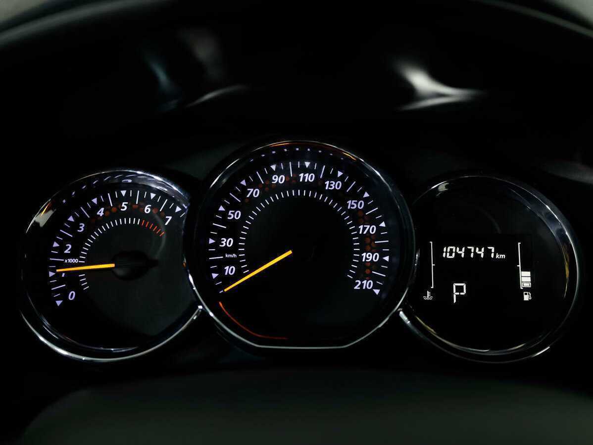 Б/У Рено Логан 2020 года. Фото: #9