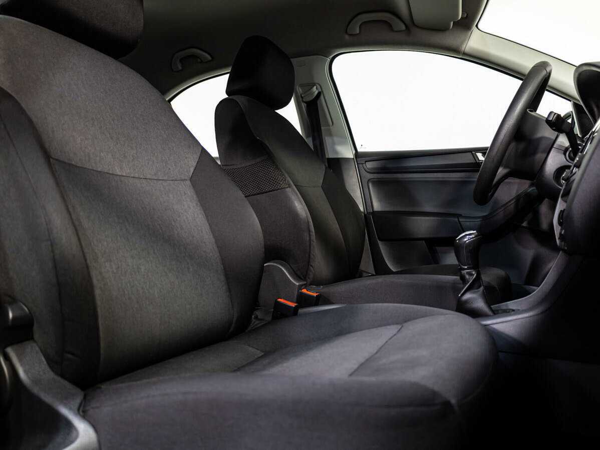 Б/У Шкода Рапид 2017 года. Фото: #9