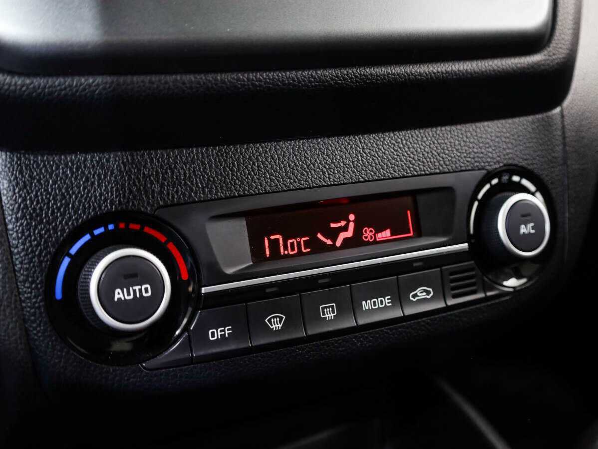 Б/У Киа Рио 2016 года. Фото: #16