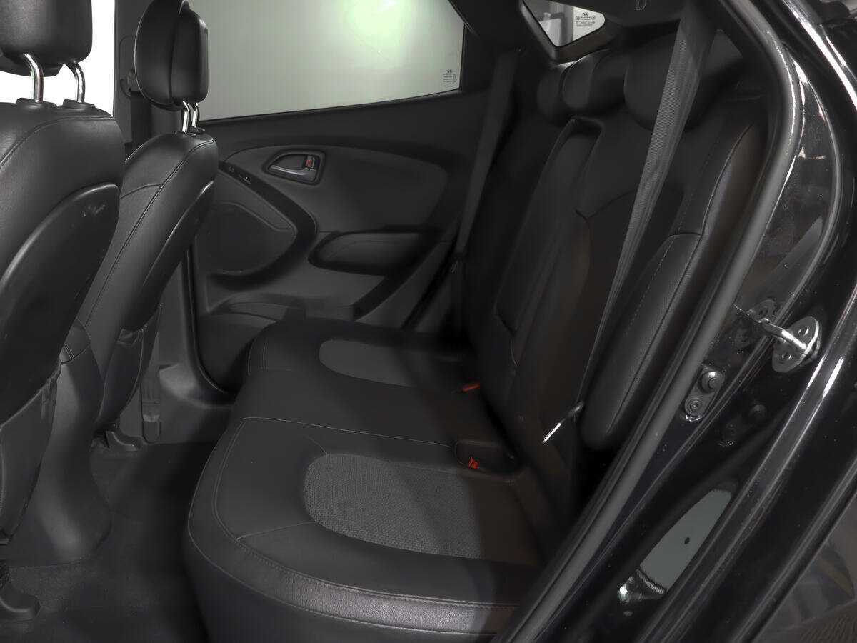 Б/У Хендай ай-икс35 2013 года. Фото: #8