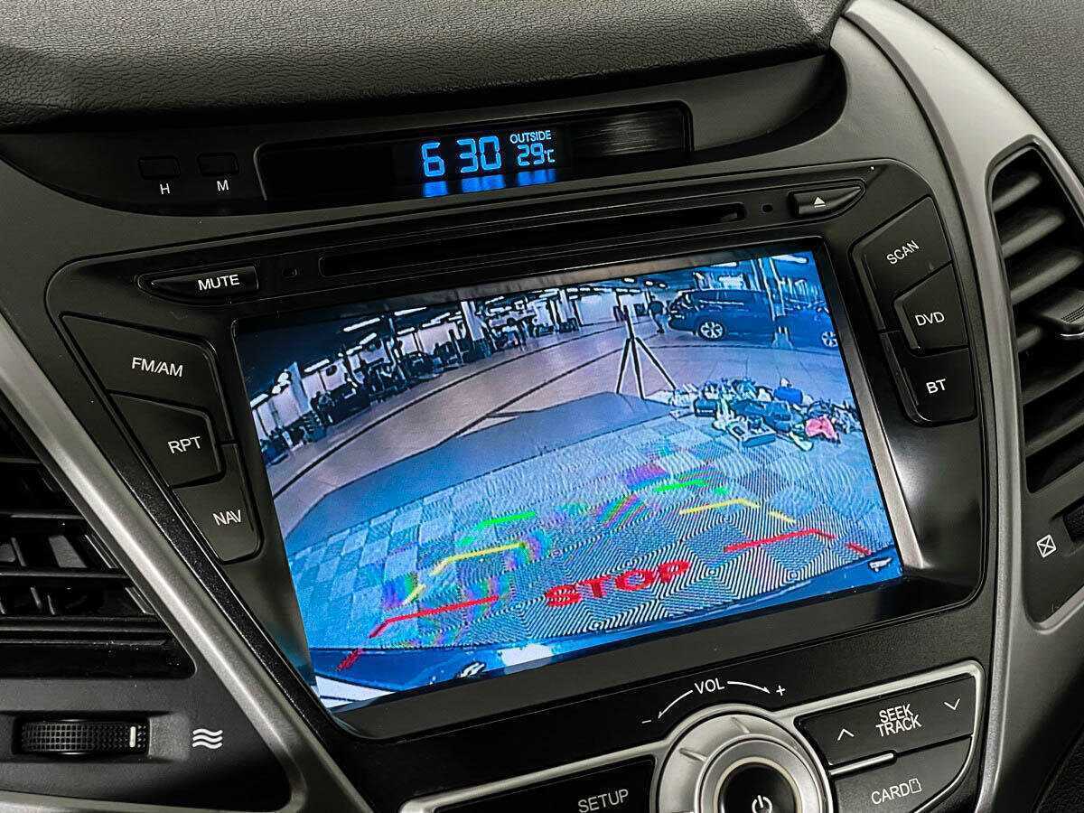 Б/У Хендай Елантра 2015 года. Фото: #13