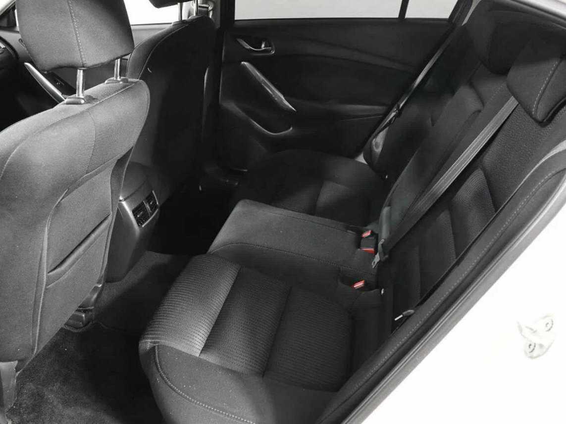 Б/У Мазда 6 2016 года. Фото: #7