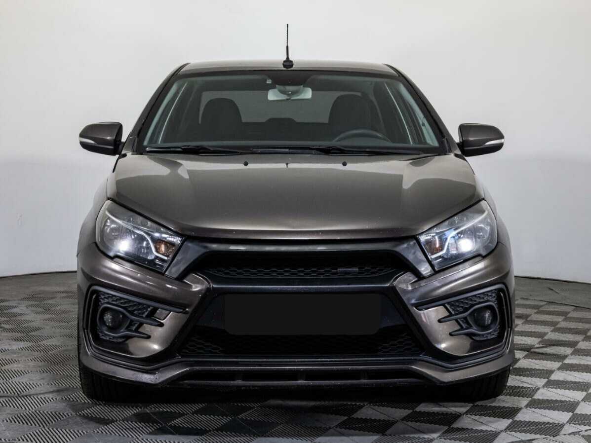 Б/У Лада (ВАЗ) Веста 2016 года. Фото: #1