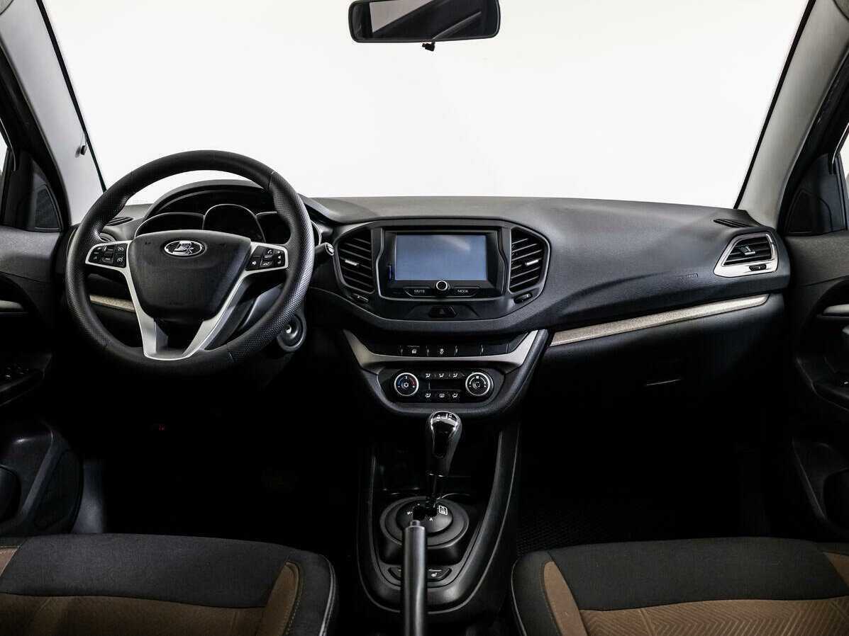 Б/У Лада (ВАЗ) Веста 2016 года. Фото: #9