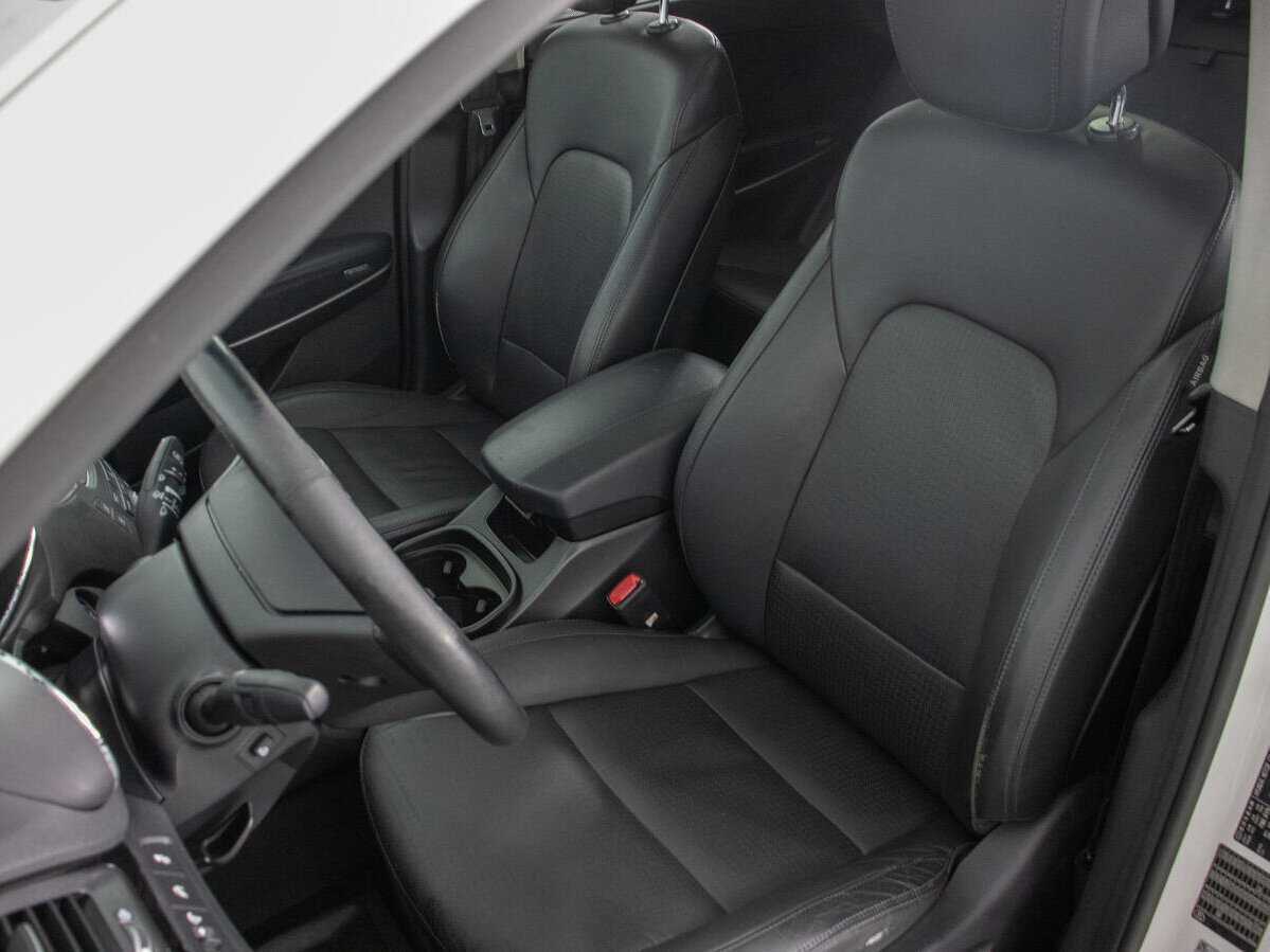 Б/У Хендай Санта Фе 2013 года. Фото: #11