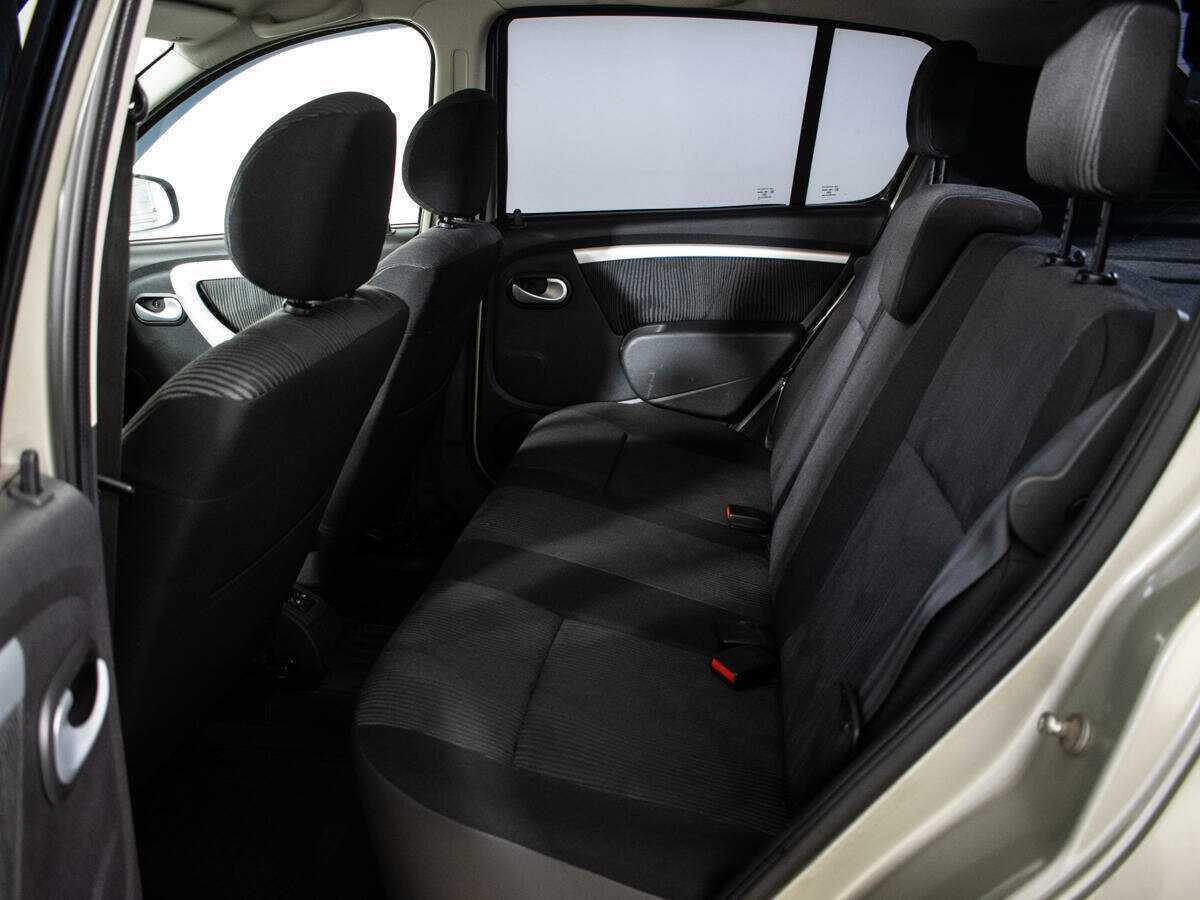 Б/У Рено Сандеро 2013 года. Фото: #7