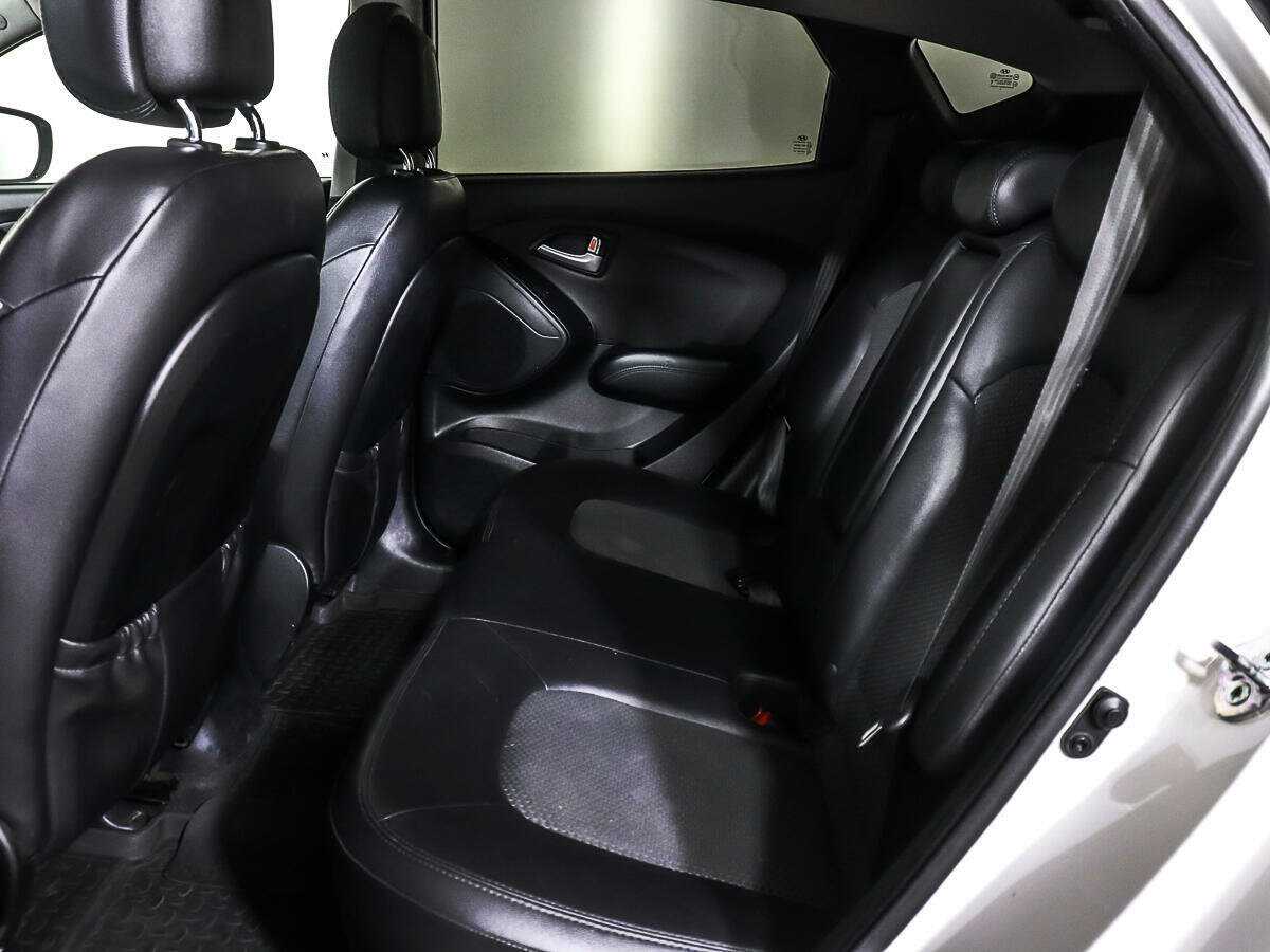 Б/У Хендай ай-икс35 2012 года. Фото: #8