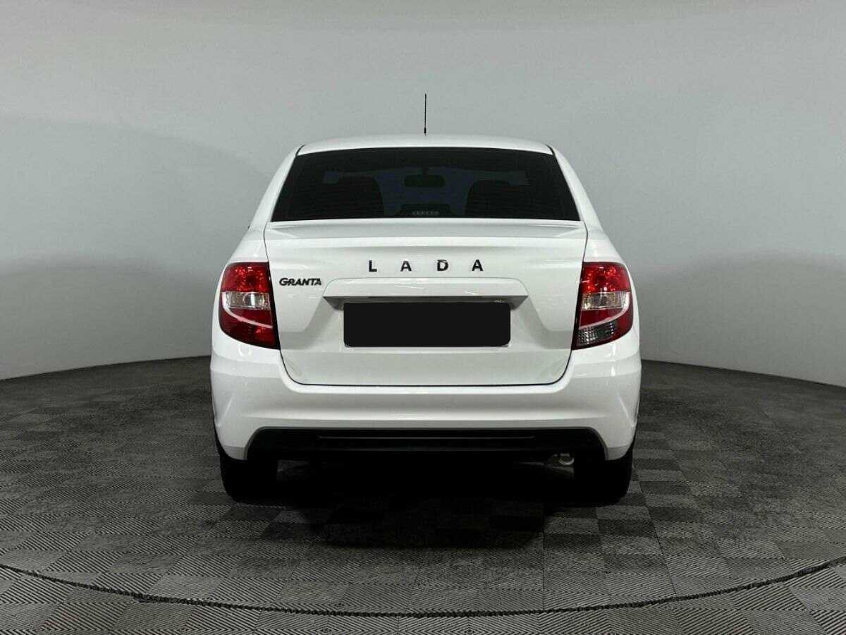 Б/У Лада (ВАЗ) Гранта 2021 года. Фото: #5