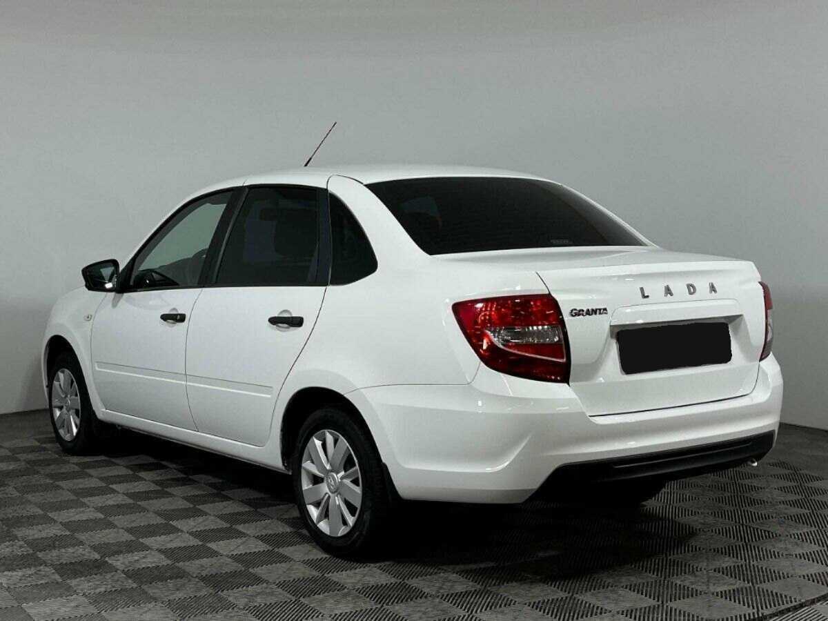 Б/У Лада (ВАЗ) Гранта 2021 года. Фото: #6