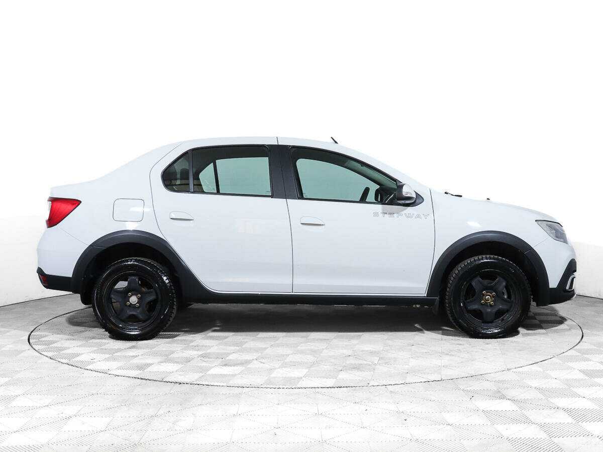 Б/У Рено Логан 2020 года. Фото: #2