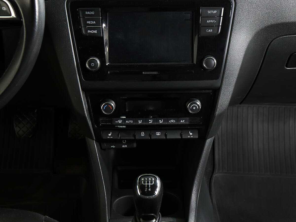 Б/У Шкода Рапид 2018 года. Фото: #11