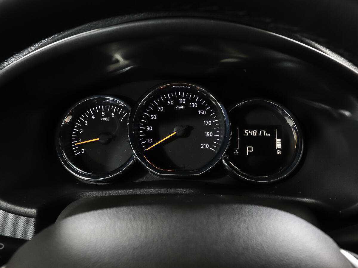 Б/У Рено Сандеро 2019 года. Фото: #10