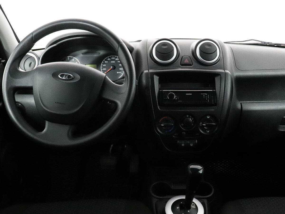 Б/У Лада (ВАЗ) Гранта 2015 года. Фото: #8