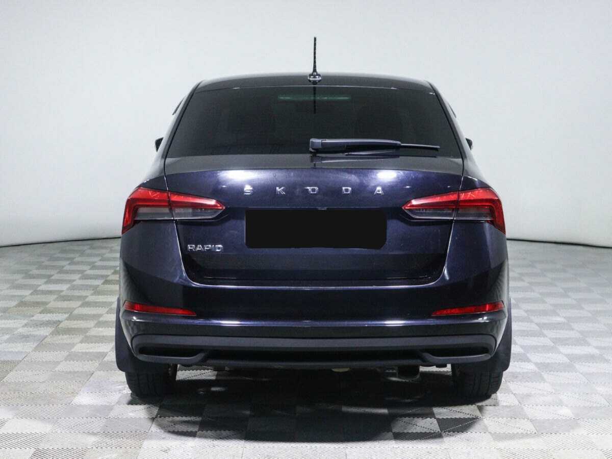 Б/У Шкода Рапид 2021 года. Фото: #4