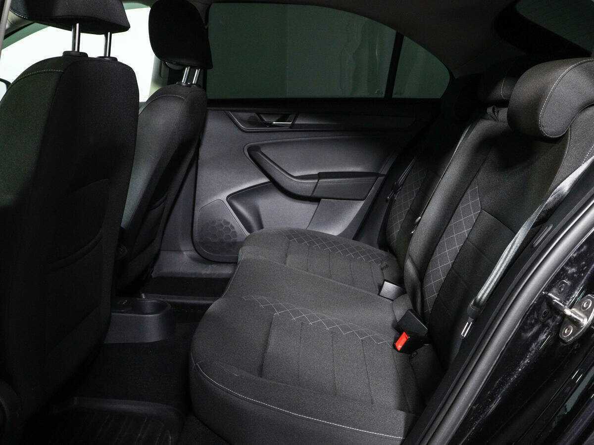 Б/У Шкода Рапид 2021 года. Фото: #7