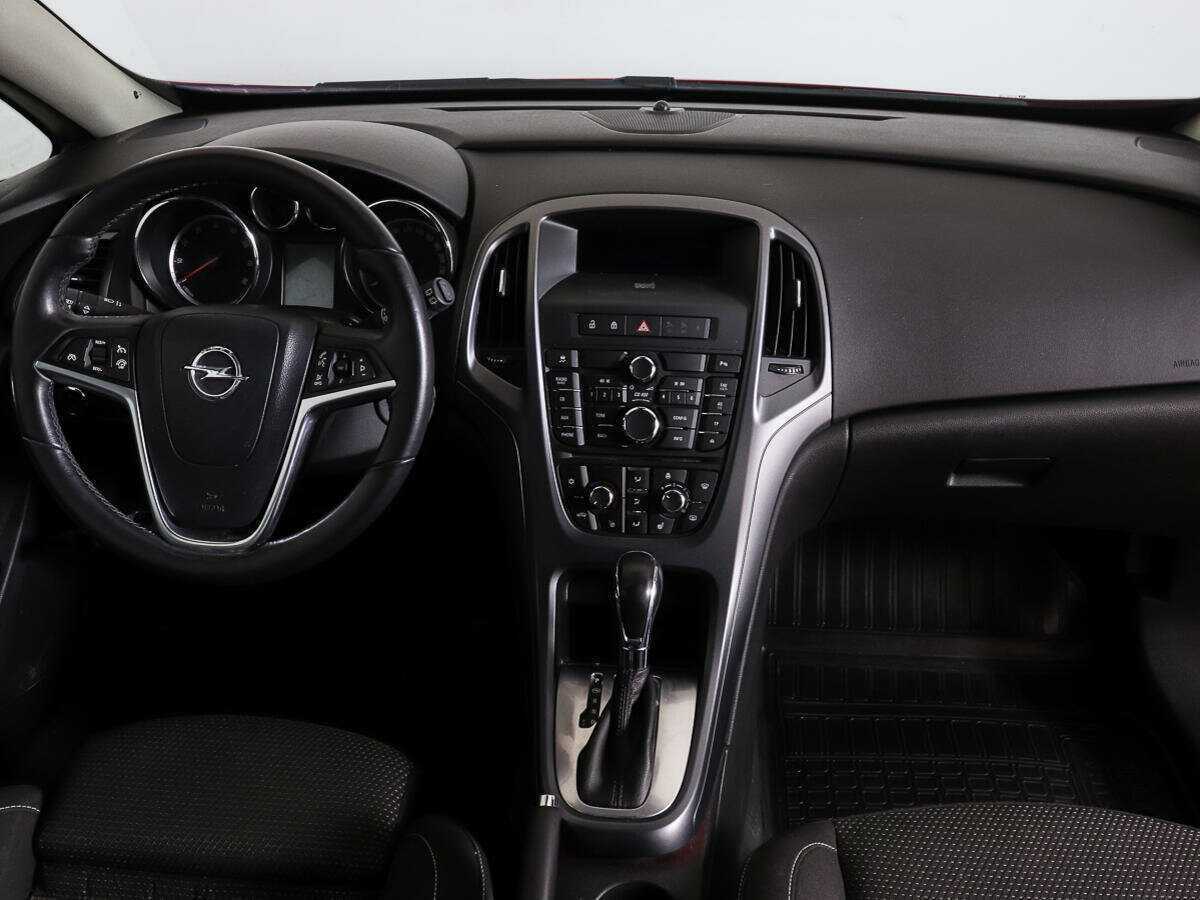 Б/У Опель Астра 2012 года. Фото: #10