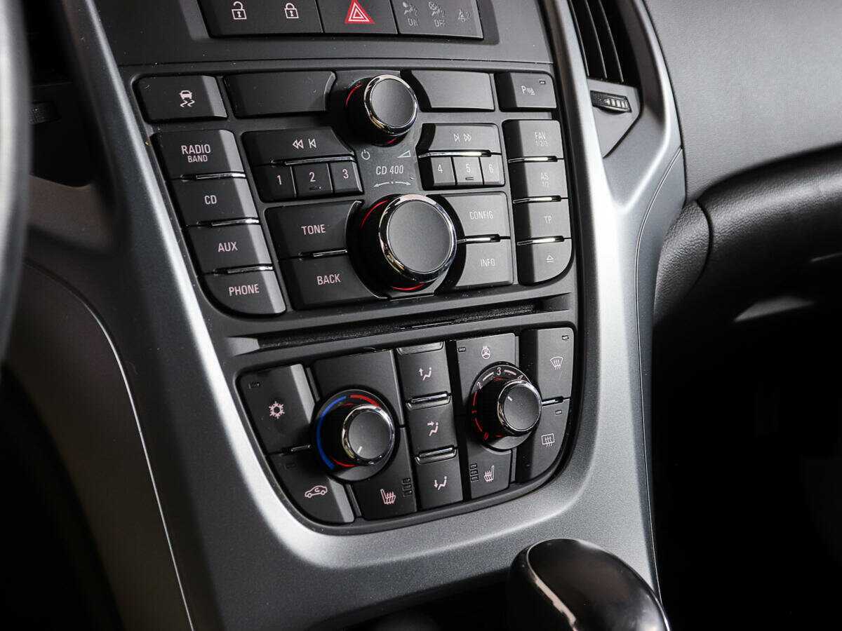 Б/У Опель Астра 2012 года. Фото: #15