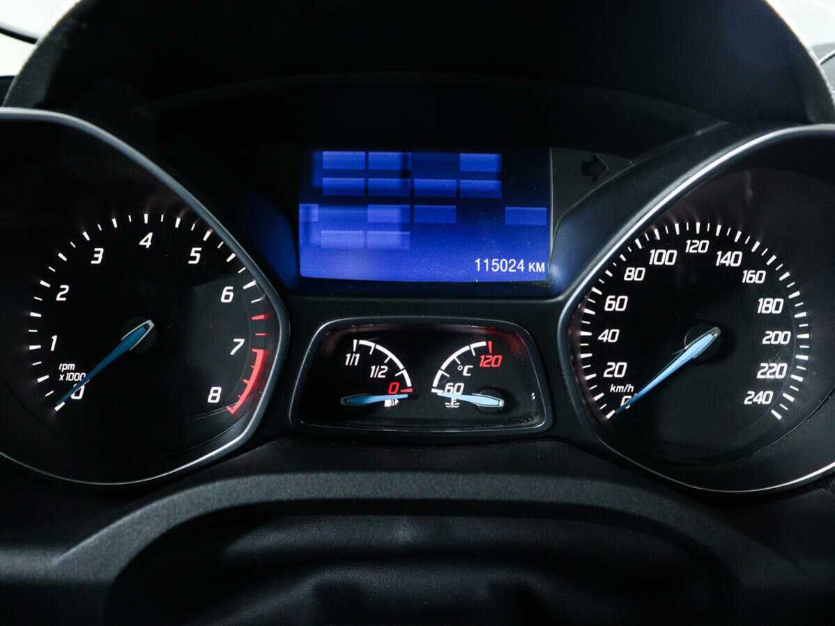 Б/У Форд Куга 2013 года. Фото: #9