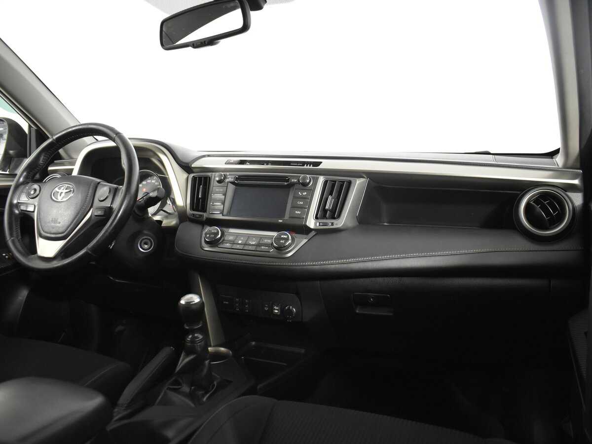 Б/У Тойота Рав4 2015 года. Фото: #12