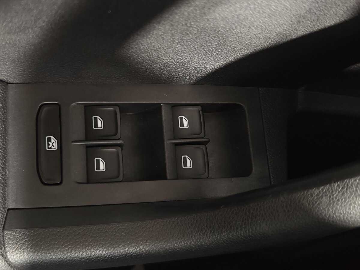 Б/У Шкода Октавия 2014 года. Фото: #15