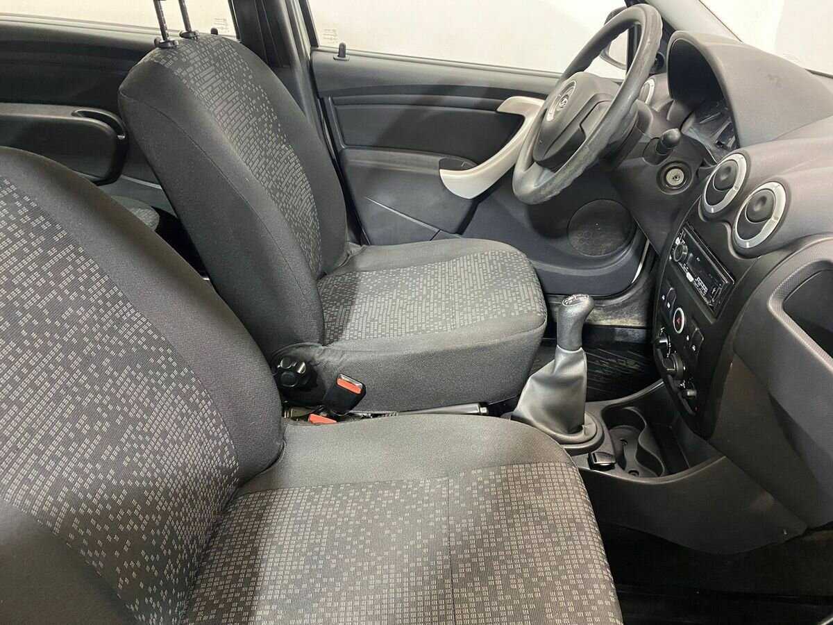 Б/У Лада (ВАЗ) Ларгус 2019 года. Фото: #8