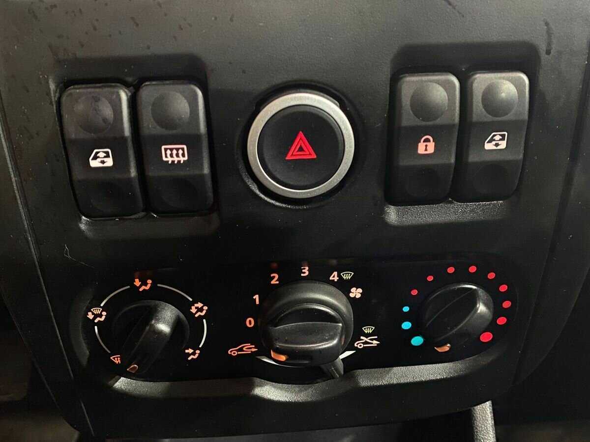 Б/У Лада (ВАЗ) Ларгус 2019 года. Фото: #12