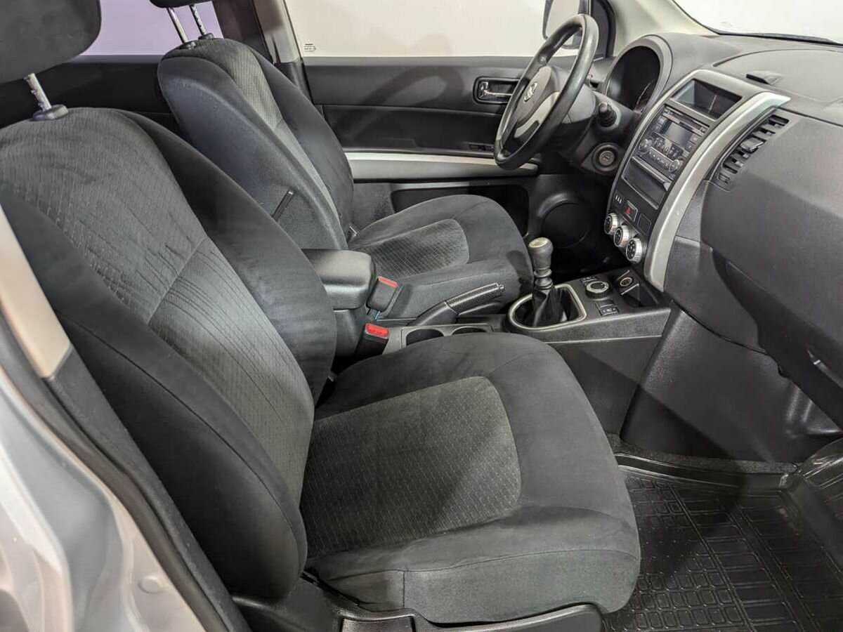 Б/У Ниссан Икс-Трейл 2013 года. Фото: #9