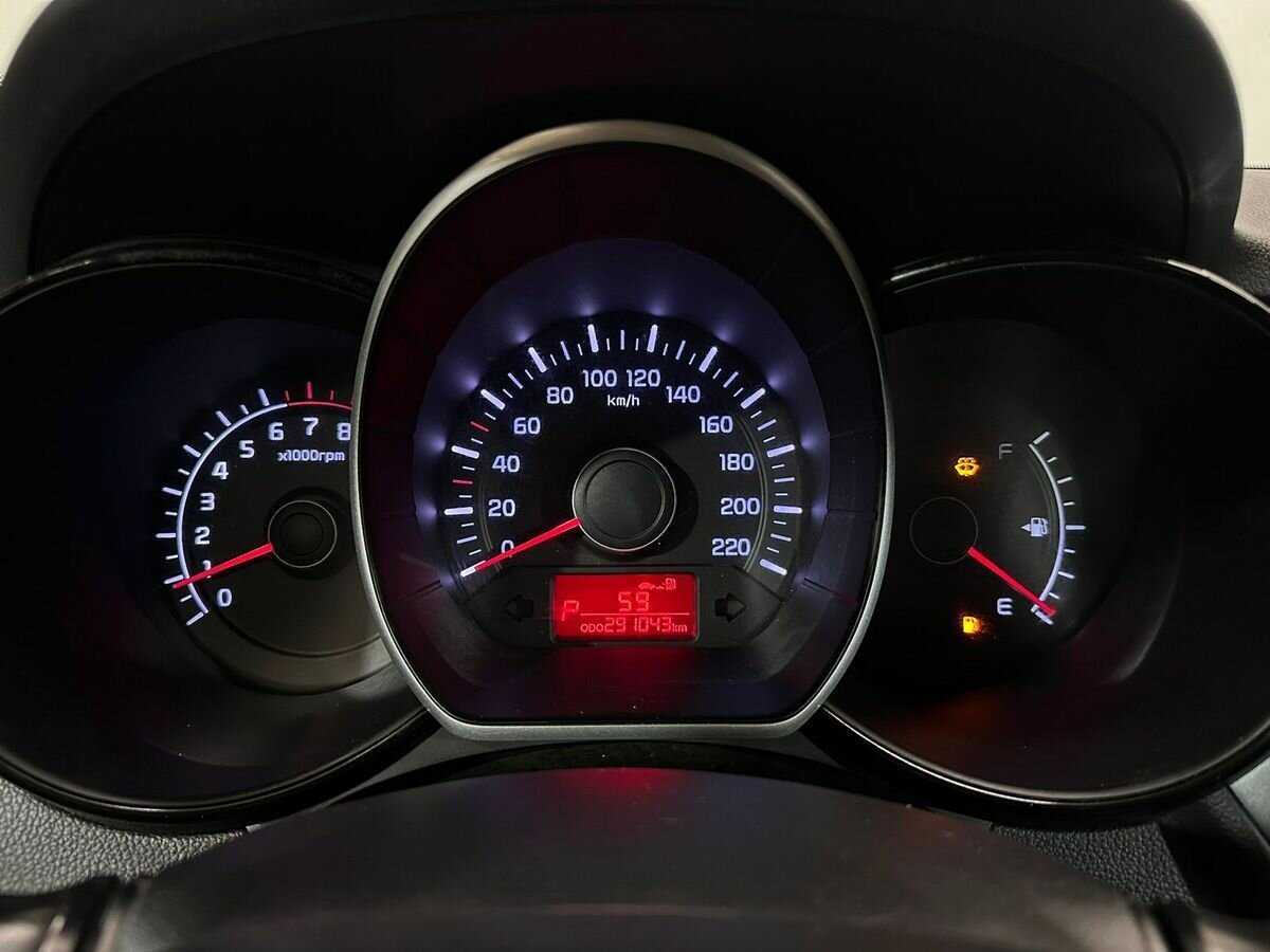 Б/У Киа Рио 2013 года. Фото: #11