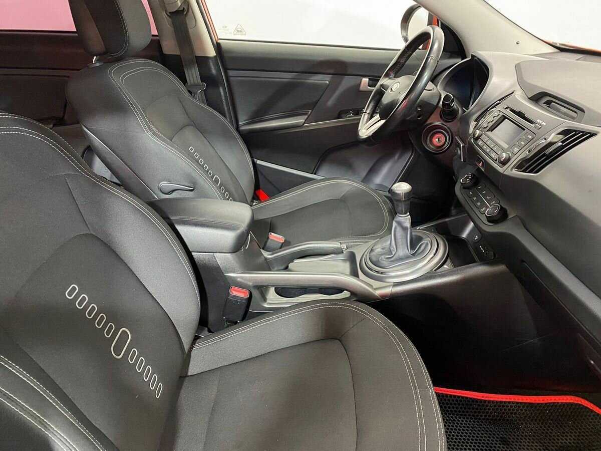 Б/У Киа Спортейдж 2013 года. Фото: #8