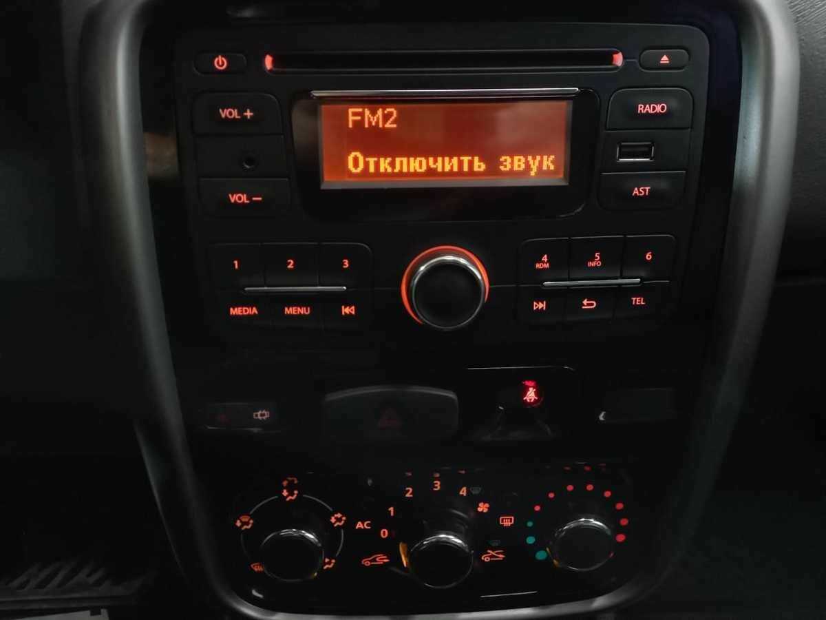 Б/У Рено Дастер 2012 года. Фото: #11