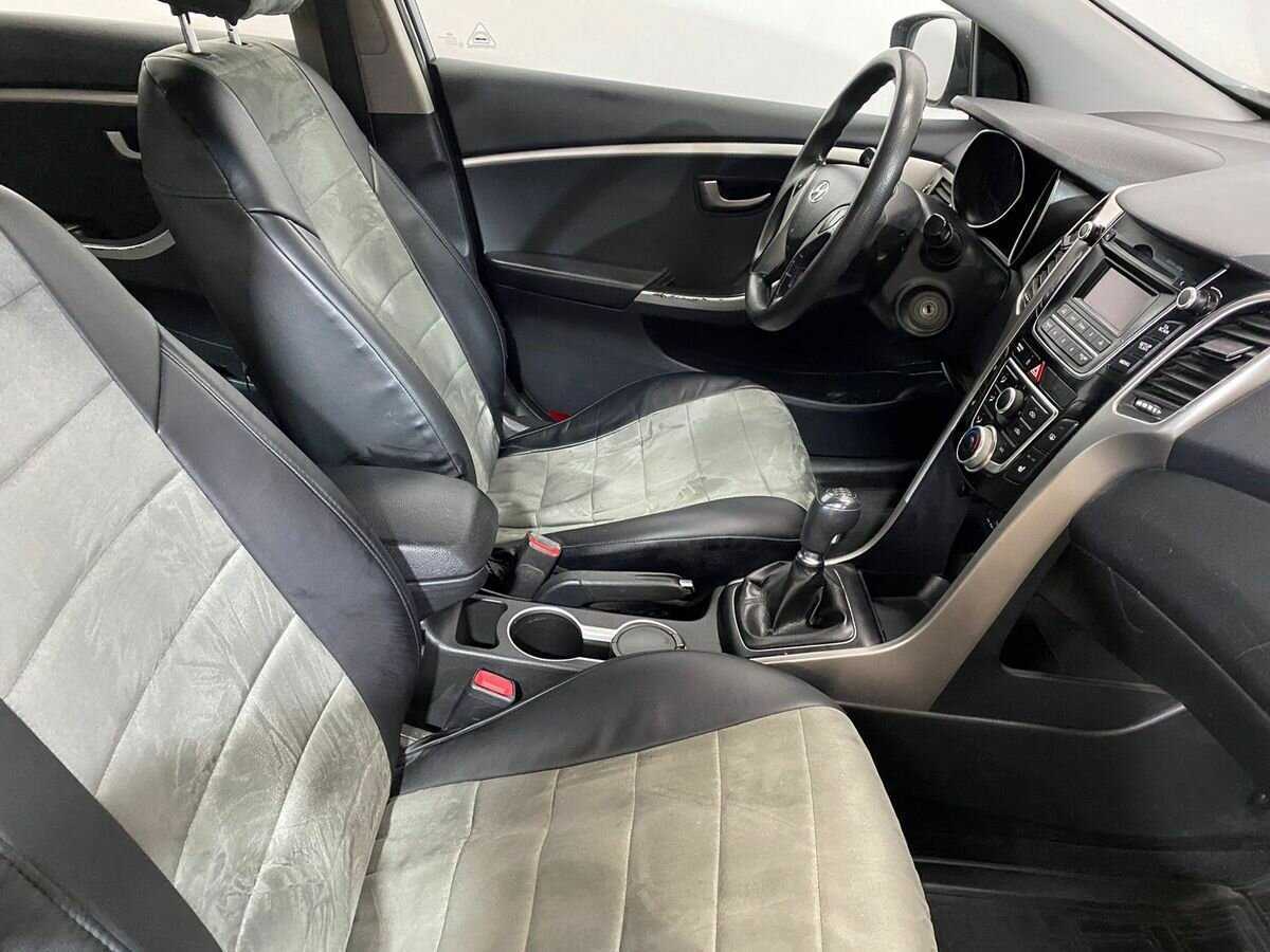 Б/У Хендай ай30 2013 года. Фото: #8