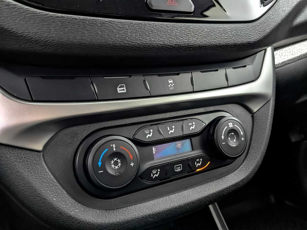 Б/У Лада (ВАЗ) Веста 2022 года. Фото: #16