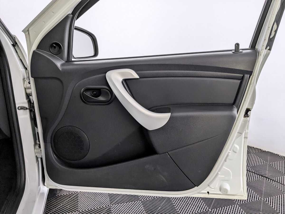 Б/У Лада (ВАЗ) Ларгус 2019 года. Фото: #19