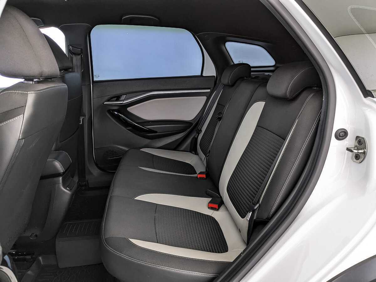 Б/У Лада (ВАЗ) Веста 2021 года. Фото: #9