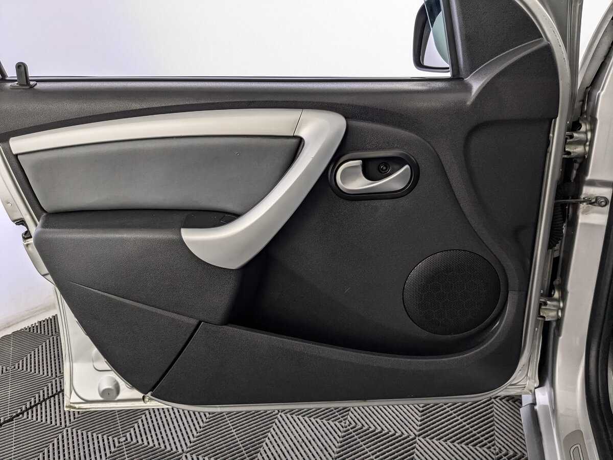 Б/У Лада (ВАЗ) Ларгус 2017 года. Фото: #14