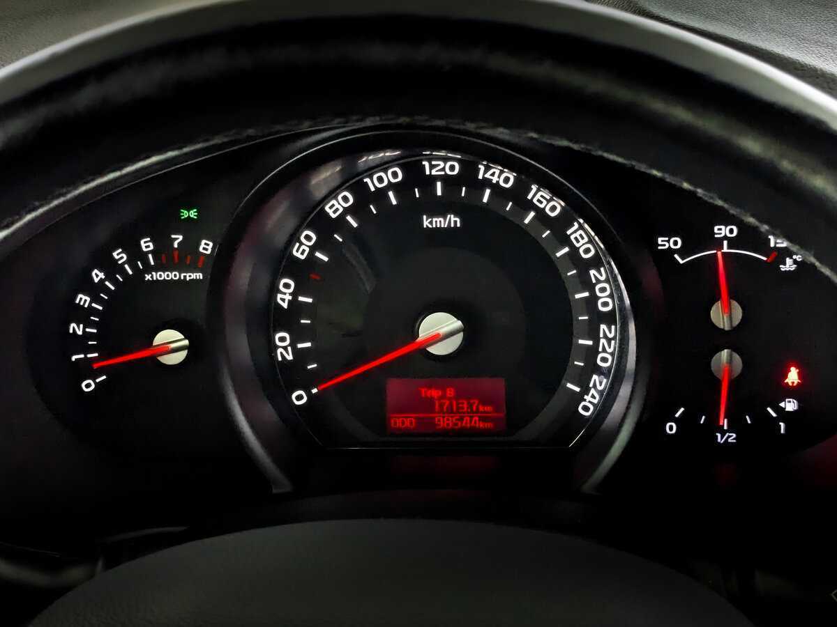 Б/У Киа Спортейдж 2015 года. Фото: #10