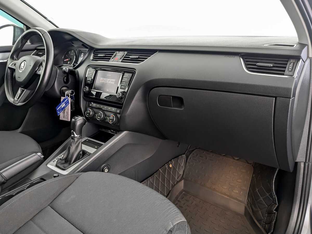 Б/У Шкода Октавия 2016 года. Фото: #8