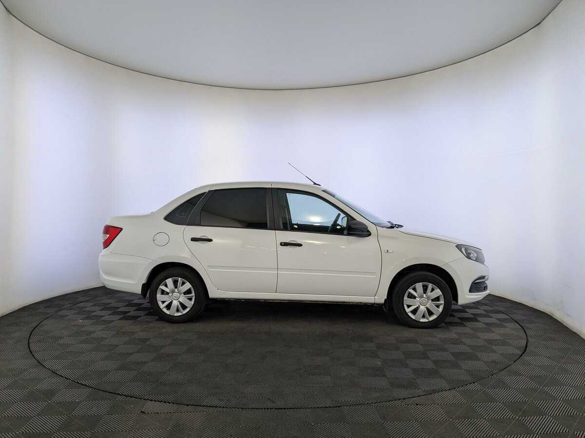 Б/У Лада (ВАЗ) Гранта 2021 года. Фото: #3