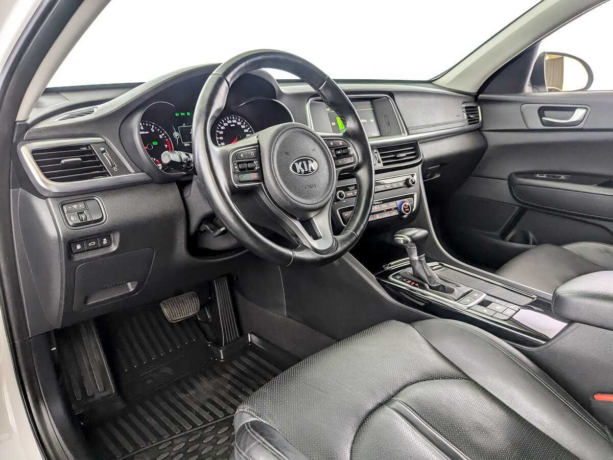 Б/У Киа Оптима 2016 года. Фото: #13