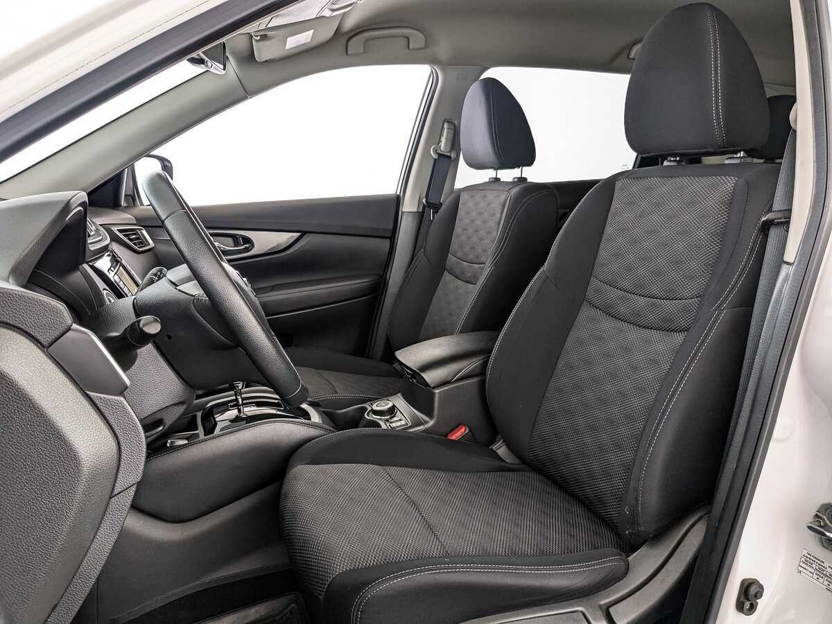 Б/У Ниссан Икс-Трейл 2018 года. Фото: #15