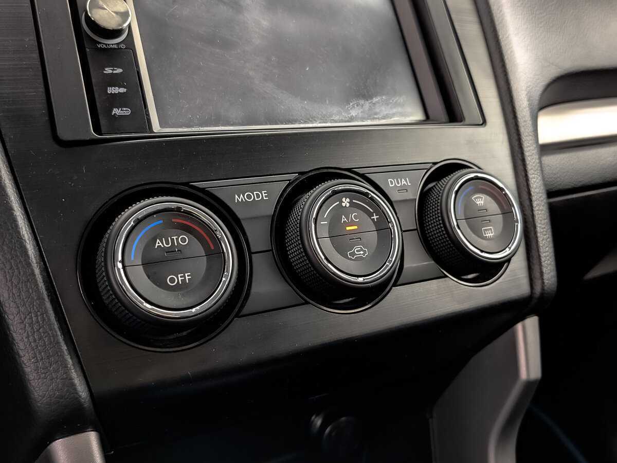 Б/У Субару Форестер 2013 года. Фото: #21