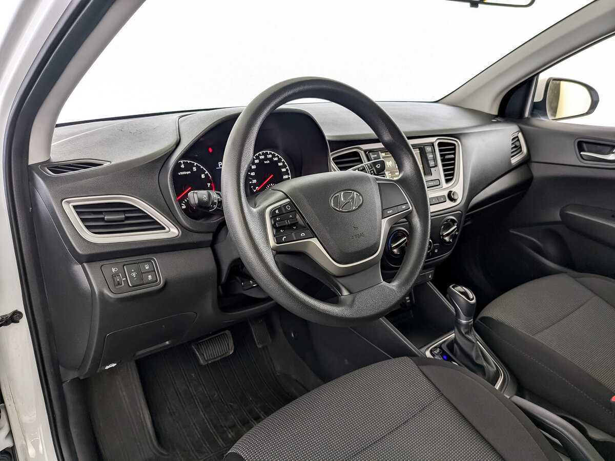 Б/У Хендай Солярис 2020 года. Фото: #12