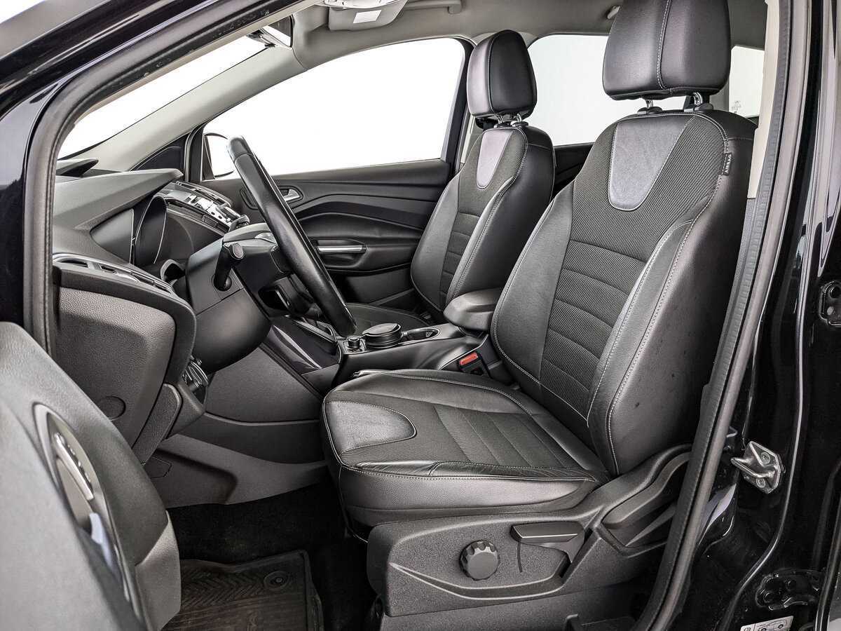 Б/У Форд Куга 2014 года. Фото: #14