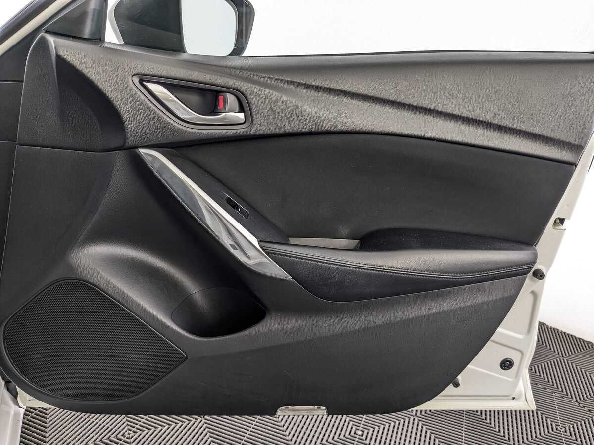 Б/У Мазда 6 2014 года. Фото: #18