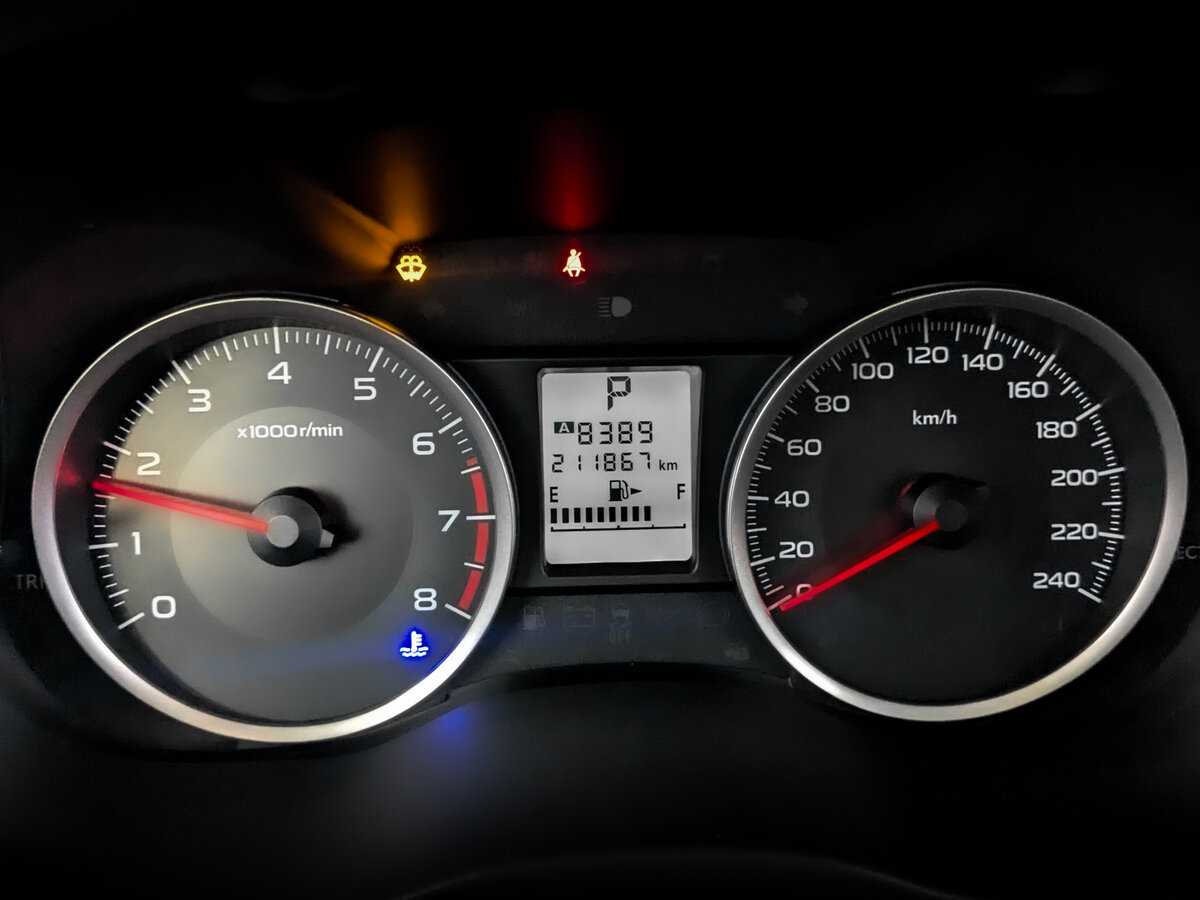 Б/У Субару Форестер 2015 года. Фото: #10