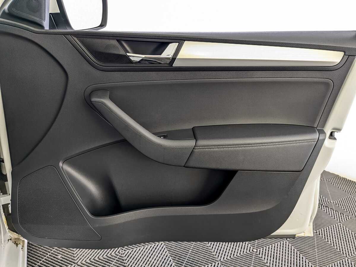 Б/У Шкода Рапид 2019 года. Фото: #19