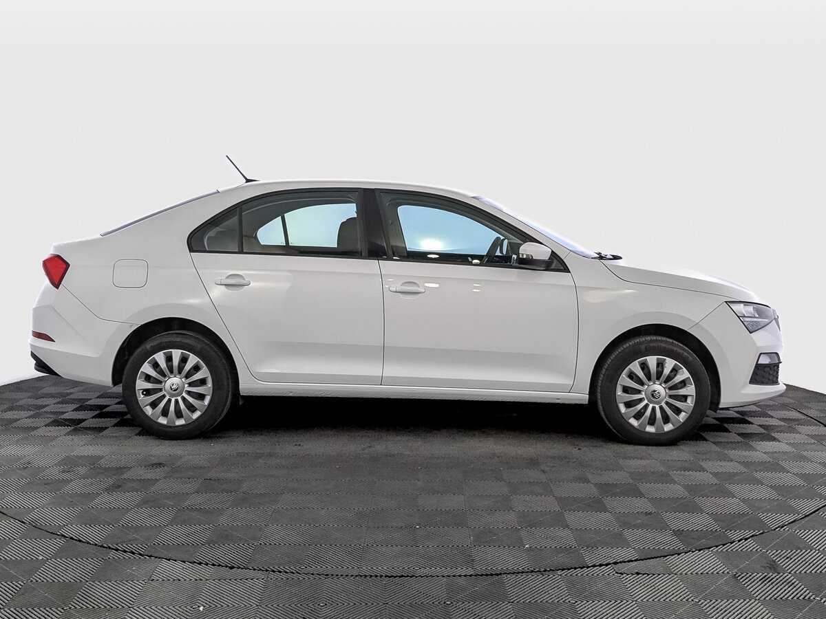 Б/У Шкода Рапид 2020 года. Фото: #3