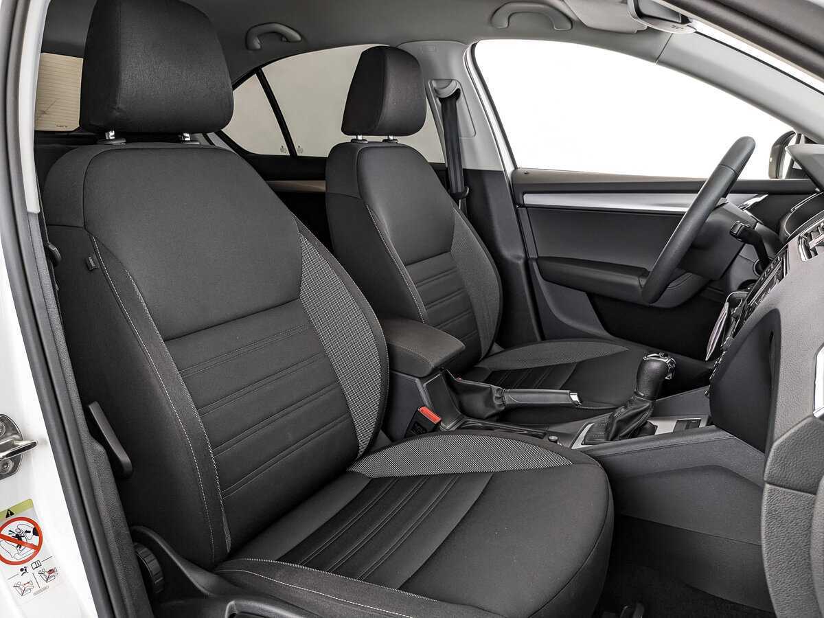 Б/У Шкода Октавия 2018 года. Фото: #19