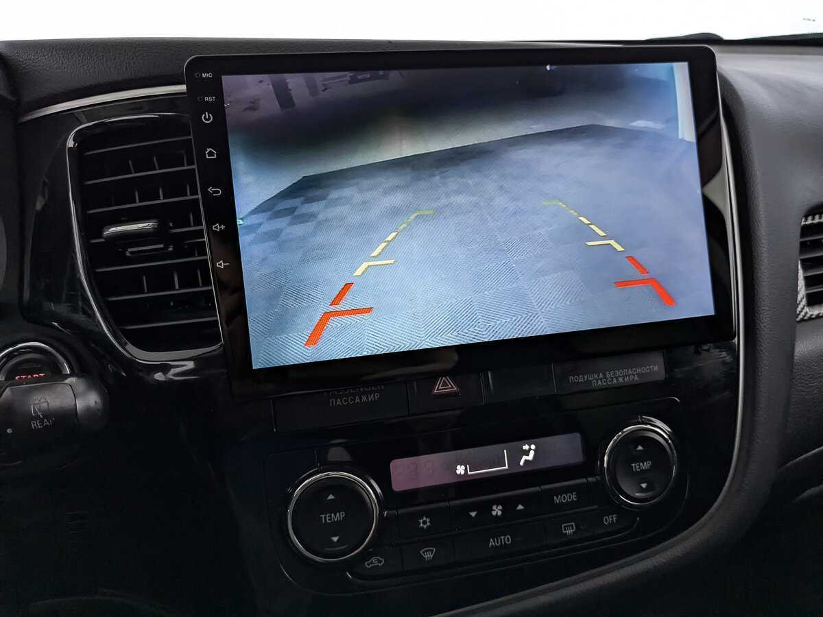 Б/У Митсубиши Оутлэндер 2012 года. Фото: #22