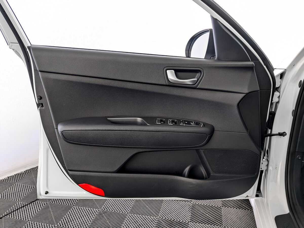 Б/У Киа Оптима 2019 года. Фото: #14